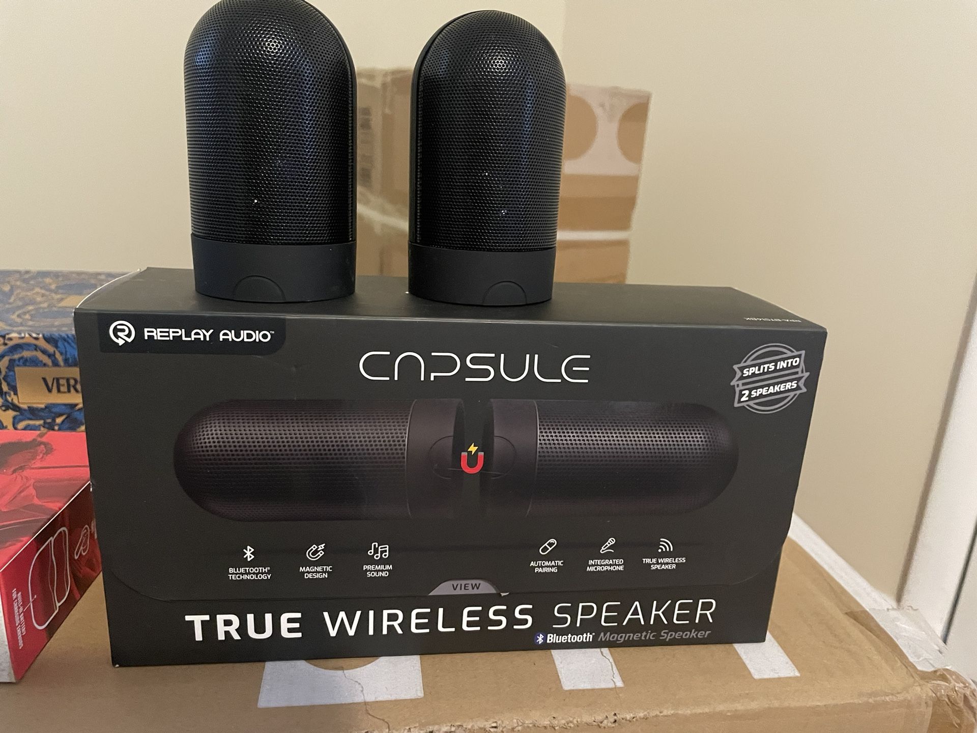 4 capsule speakers,24 life charger and wireless headphones
