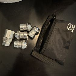 Mazda Cx-5 Wheel locks