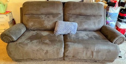 Reclinging love seat