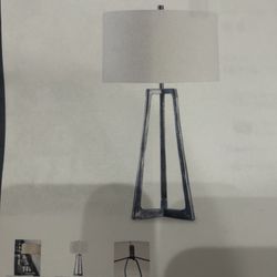 2 Ryandale table lamps