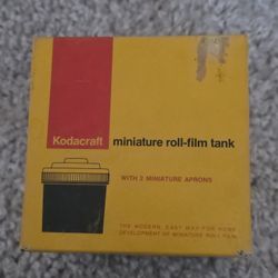 Photography Kodacraft Miniature Roll-Film Tank.