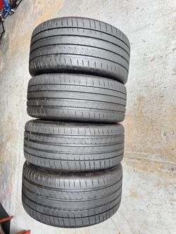 Set of 4 Tires 285/40/22 and 325/35/22 Michelin Pilot Sport 4S with 90-100% Left Dot 2025-26