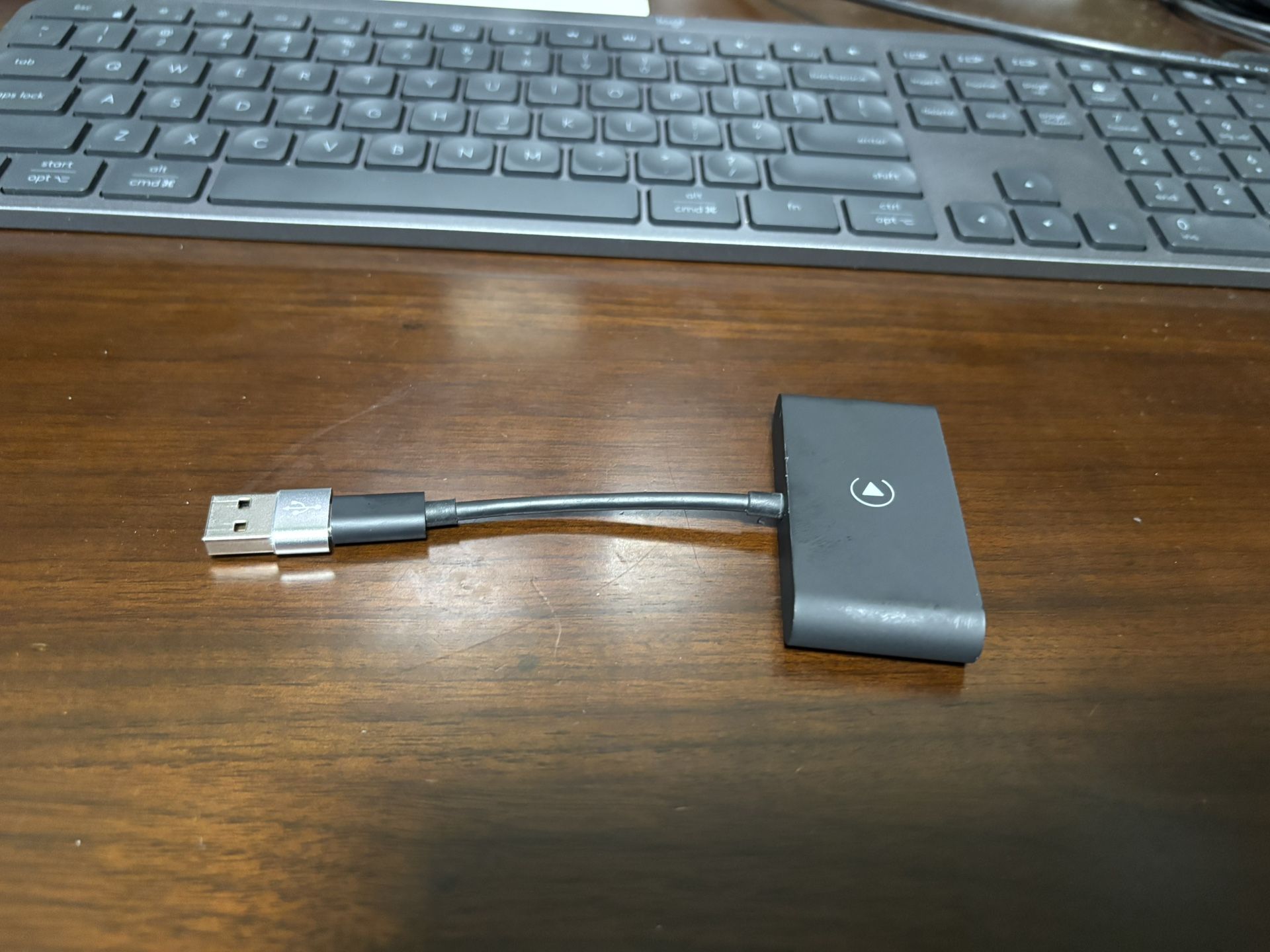 Wireless Apple CarPlay/Android Auto Adapter