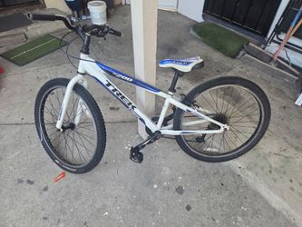 Trek bike