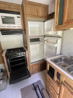 1998 Sierra Toy Hauler 24' Footer ,Excellent Condition