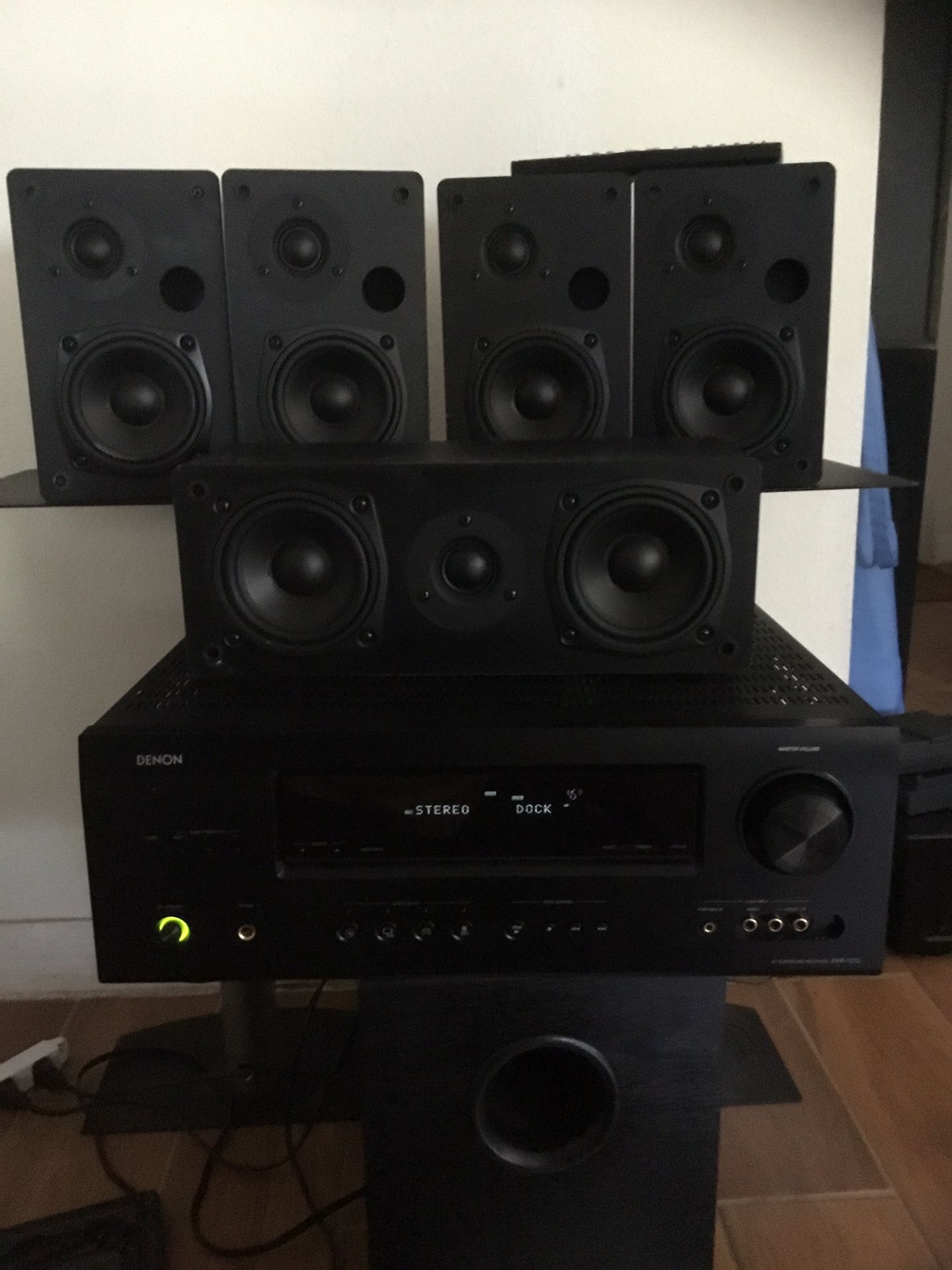Denon surround system stereo with bluetooth