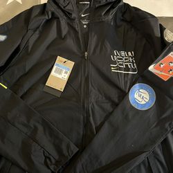 Nike NYC Marathon Jacket Size Medium Men New