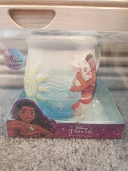 Disney Princess ceramic Mugs 30.00 per 1 mug some box might have damaged but cup in great condition