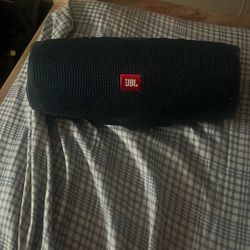 Jbl Charge 4 Bluetooth Speaker Brand New 