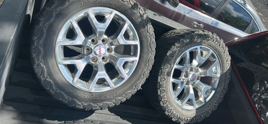 20s wheels and tires for gmc sierra or Chevy