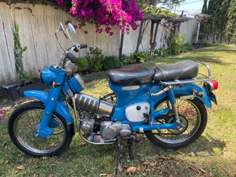 Vintage Honda CT90