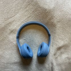 Beats Solo 4