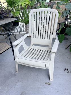 Free Chairs pick up today! Cortez Hill
