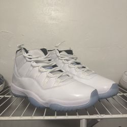 Jordan 11 “legend Blue” Size 11.5 VNDS