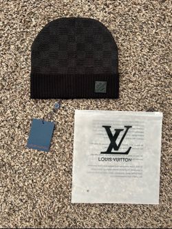 LV Beanie ( Brandnew With Tags)