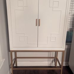 White Wine Cabinet 