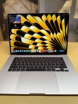 Apple MacBook  Air 15“ M3 24GB RAM 1TB Applecare Open Box