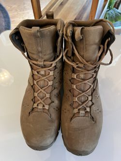 5.11 XPRT 3.0 Waterproof Tactical Boots – Size 13 (Dark Coyote)