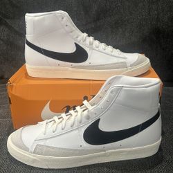 New Nike Blazer Mid 77” Vntg