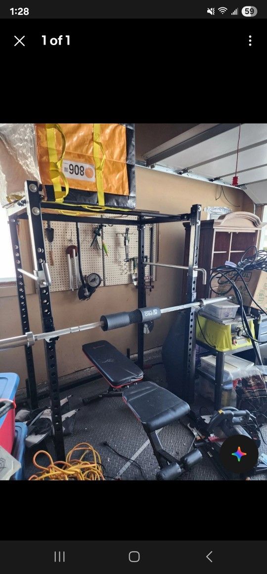 Titan Fitness T-2 Series 71-inches High J-Hooks Single Pull-Up Bar Power Rack -