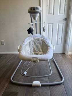 Graco Baby Swing