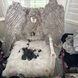 Broken Wing Chair (Special Meaning)
