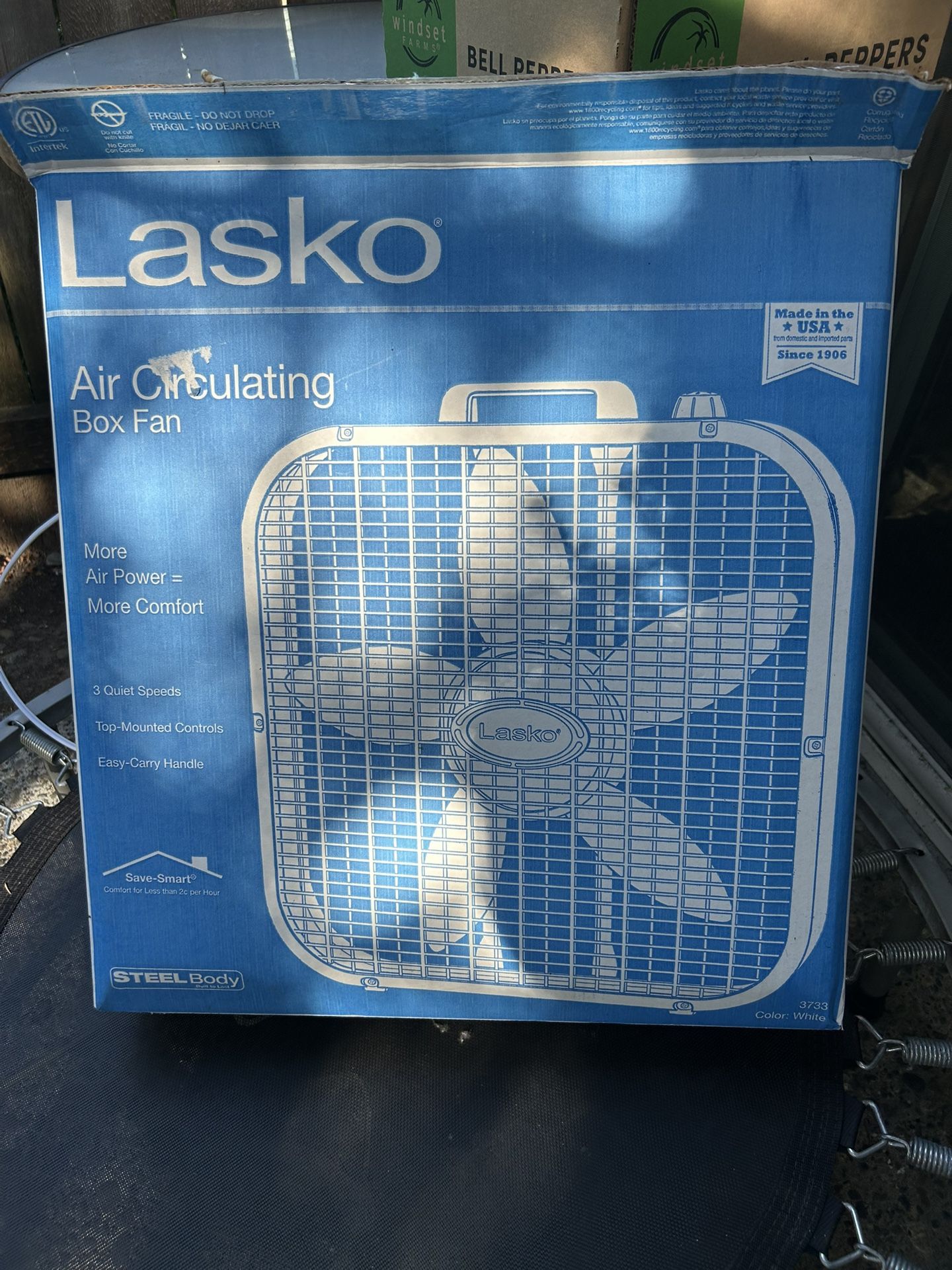 Lasko White Air Circulating Box Fan - 20 Inch