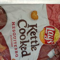 Heart Shaped Puffed Lays Kettle Cooked  Bbq Chip