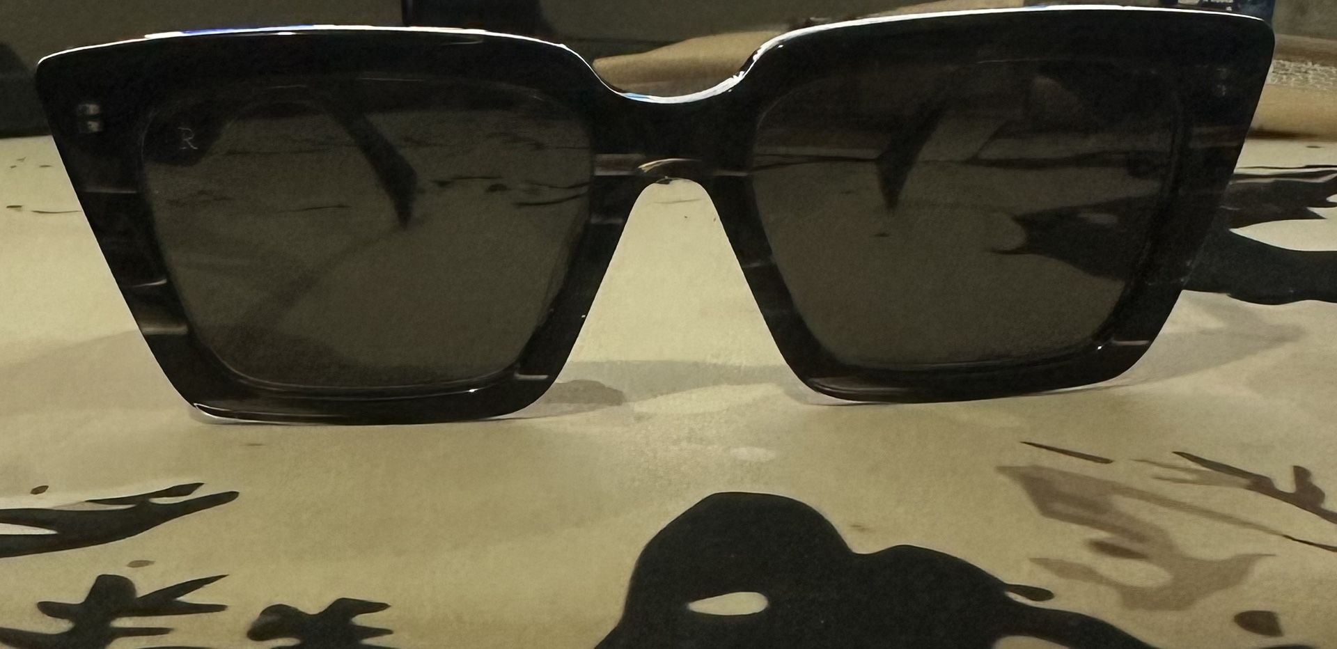 banana republic Women’s RAEN Keera sunglass