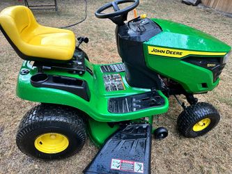 John Deere S100 Riding Lawn Mower - Like New, Only 8.8 Hours!