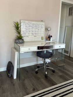 Modern Desk With Chair 