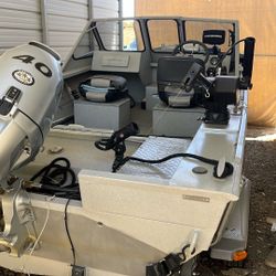 2020 Gregor Fishing Boat 17’