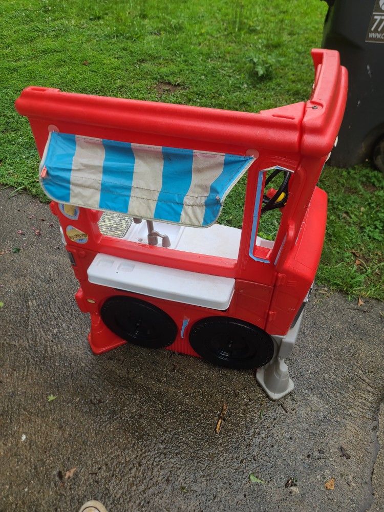 Little Tykes Food Truck