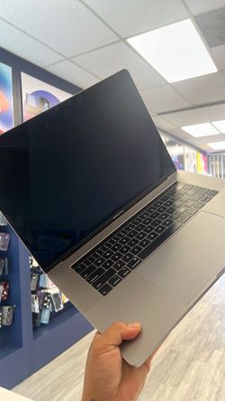 MacBook Pro 16ram 1TB 15in.
