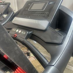 Treadmill*Please Read Description*