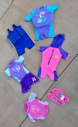 Kids life jackets great condition