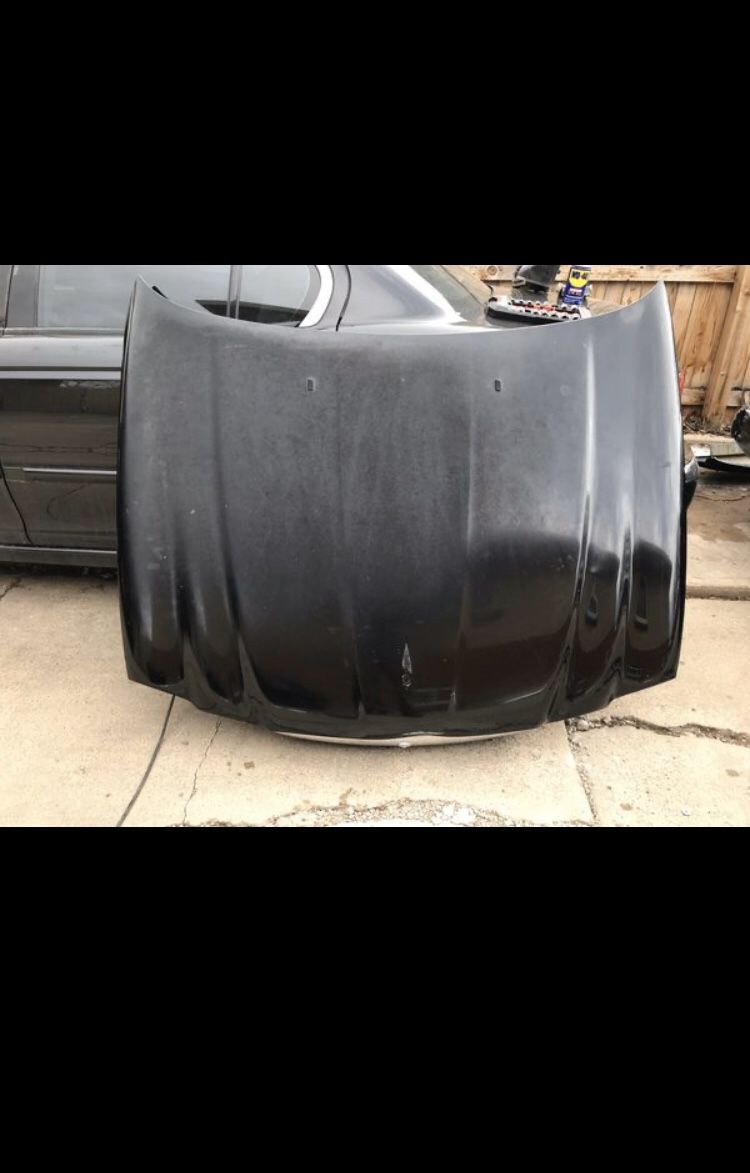 Parting out Jaguar X Type 2.5L Hood, doors Truck and other parts available. Email me if you have any parts question and if this listing is up, the it
