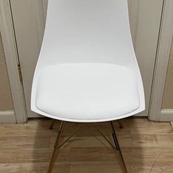 New Oakley Mid Century Modern Bucket Chair White Leather Accent Side