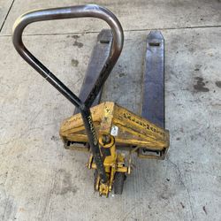 Pallet Master Pallet Jack 5,500 Pound Capacity! $150
