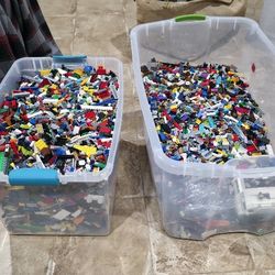 60 To 70lbs Of Miscellaneous LEGOS