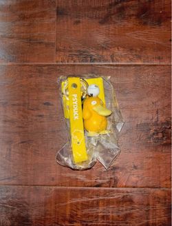 Psyduck Pokémon Figure Keychain Set