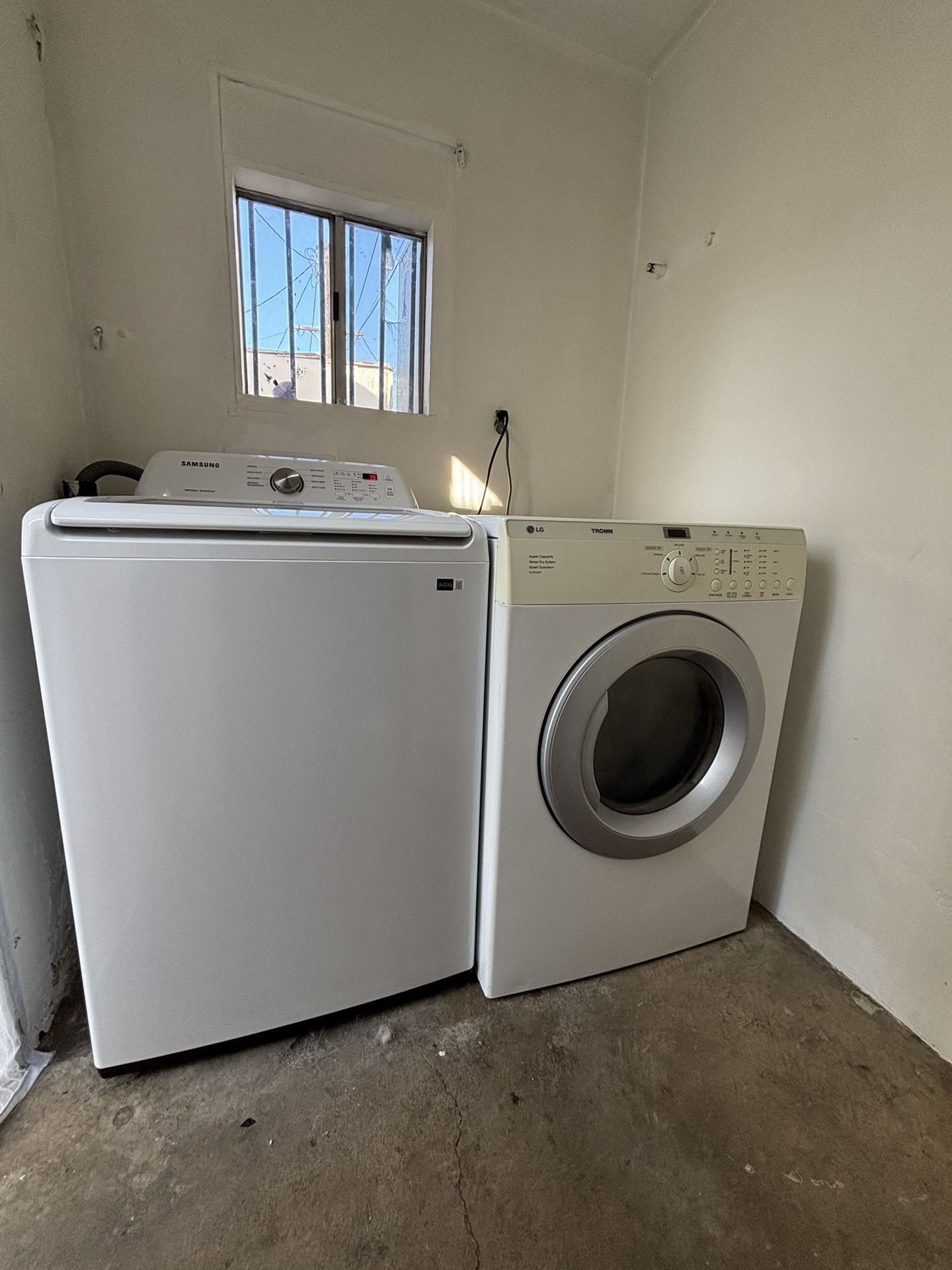 Samsung Washer + LG Dryer