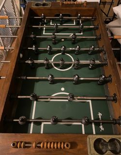 Gaming table