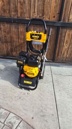 Dewalt 3400psi Gas Pressure Washer