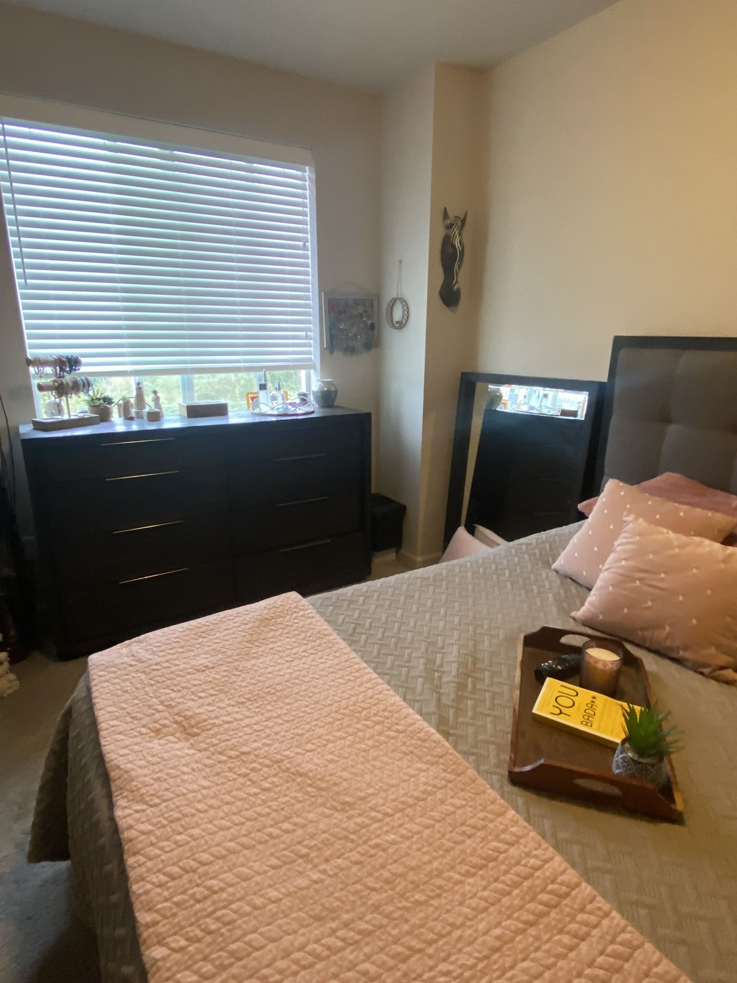 Queen Bedroom Set
