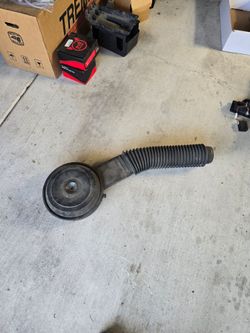 1991 Chevrolet 1500 V6 4.3 air intake cleaner box