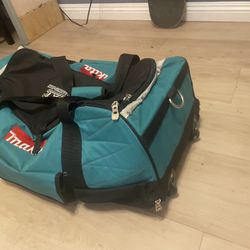 Makita Rolling Tool