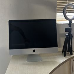 Mac Desktop Computer 
