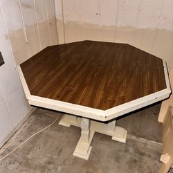 Free Dining Table