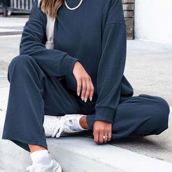 Woman’s travel set, comfortable lounge pants and top, XXL new with tags